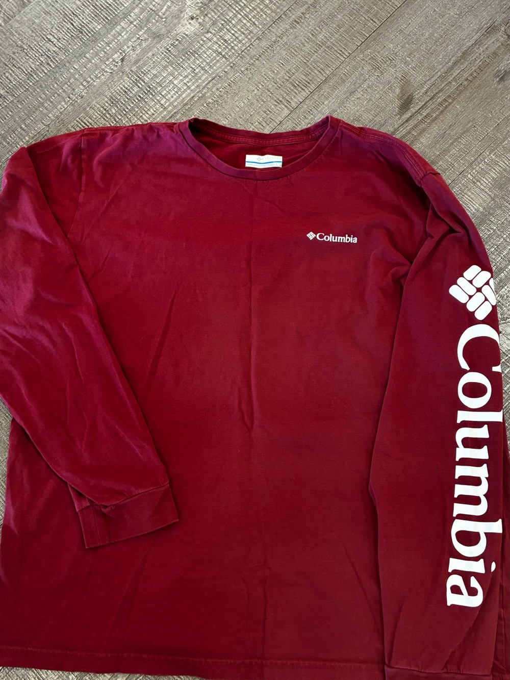 Columbia Men's Long-Sleeve Logo Tee - Maroon crewneck size Large